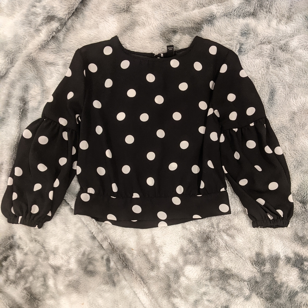 art class polka dot bubble sleeve blouse
